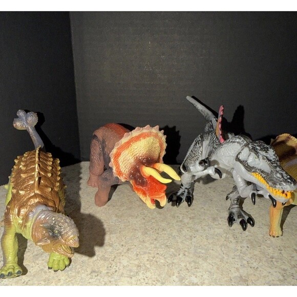 Lot Of 7 Mattel Jurassic World Park Dinosaur Figure Toys Random Lot - Picture 2 of 5